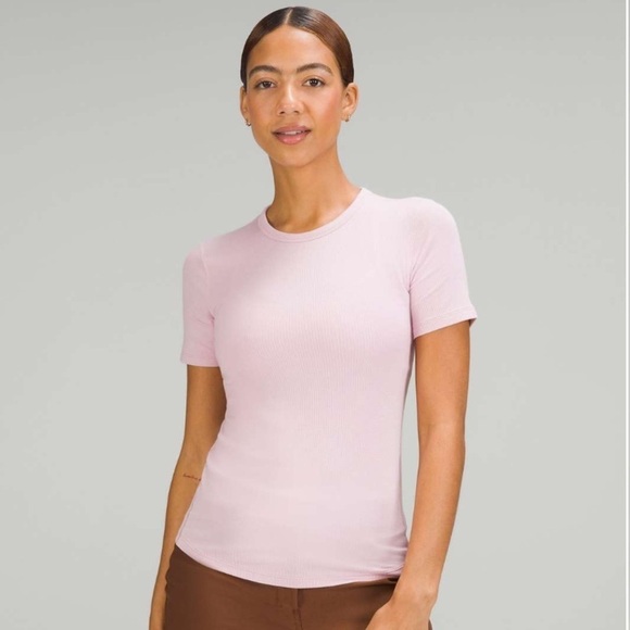 [S] 2022 Lululemon Athletica Hold Tight Pink Peony Ribbed Modal Short Sleeve Top - Picture 1 of 13